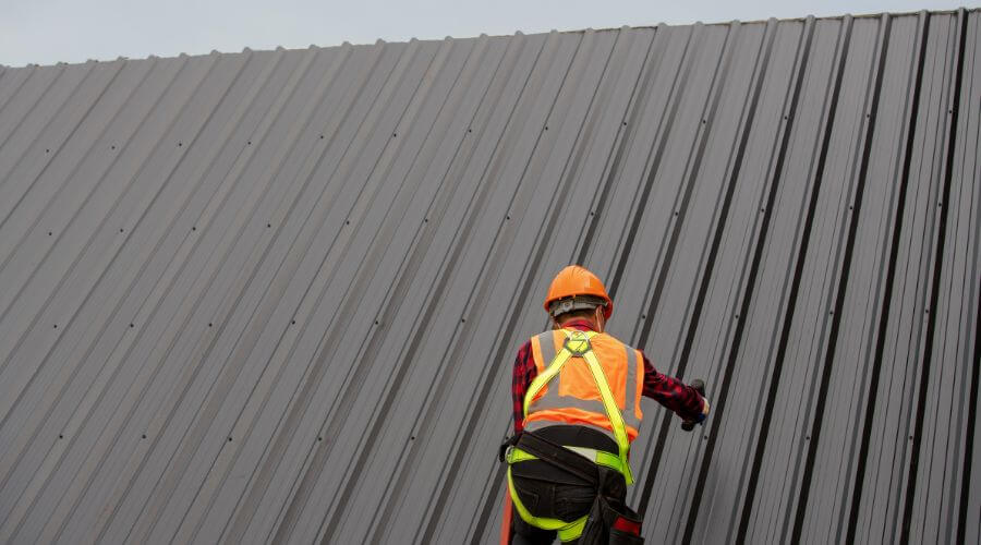 Expert new roof installation services in West Bend, WI
